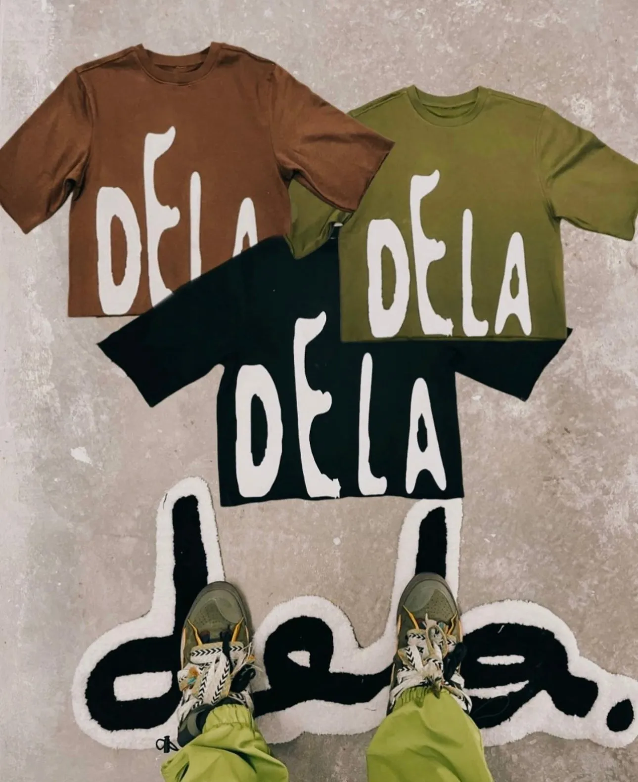 BOLD BOXY CREW (BROWN)