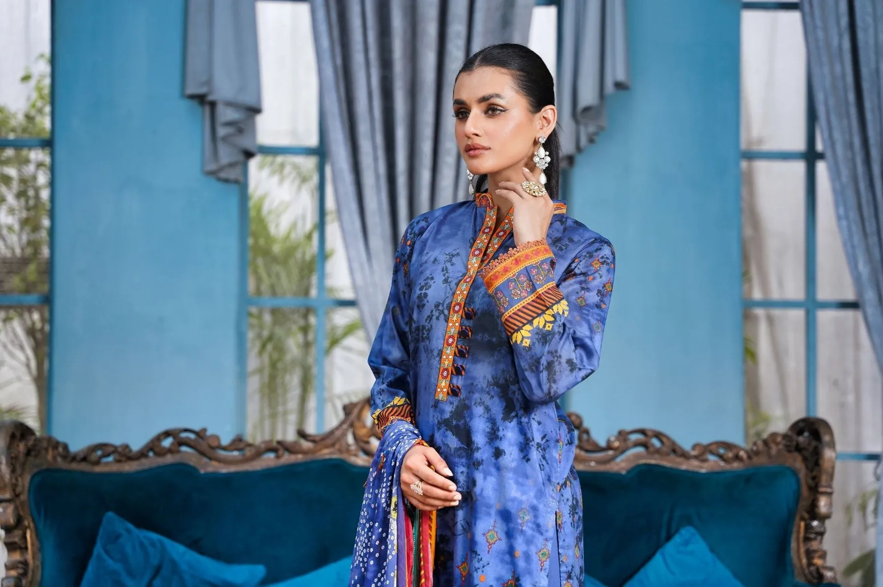 Unstitched 3 Piece Lawn Suite