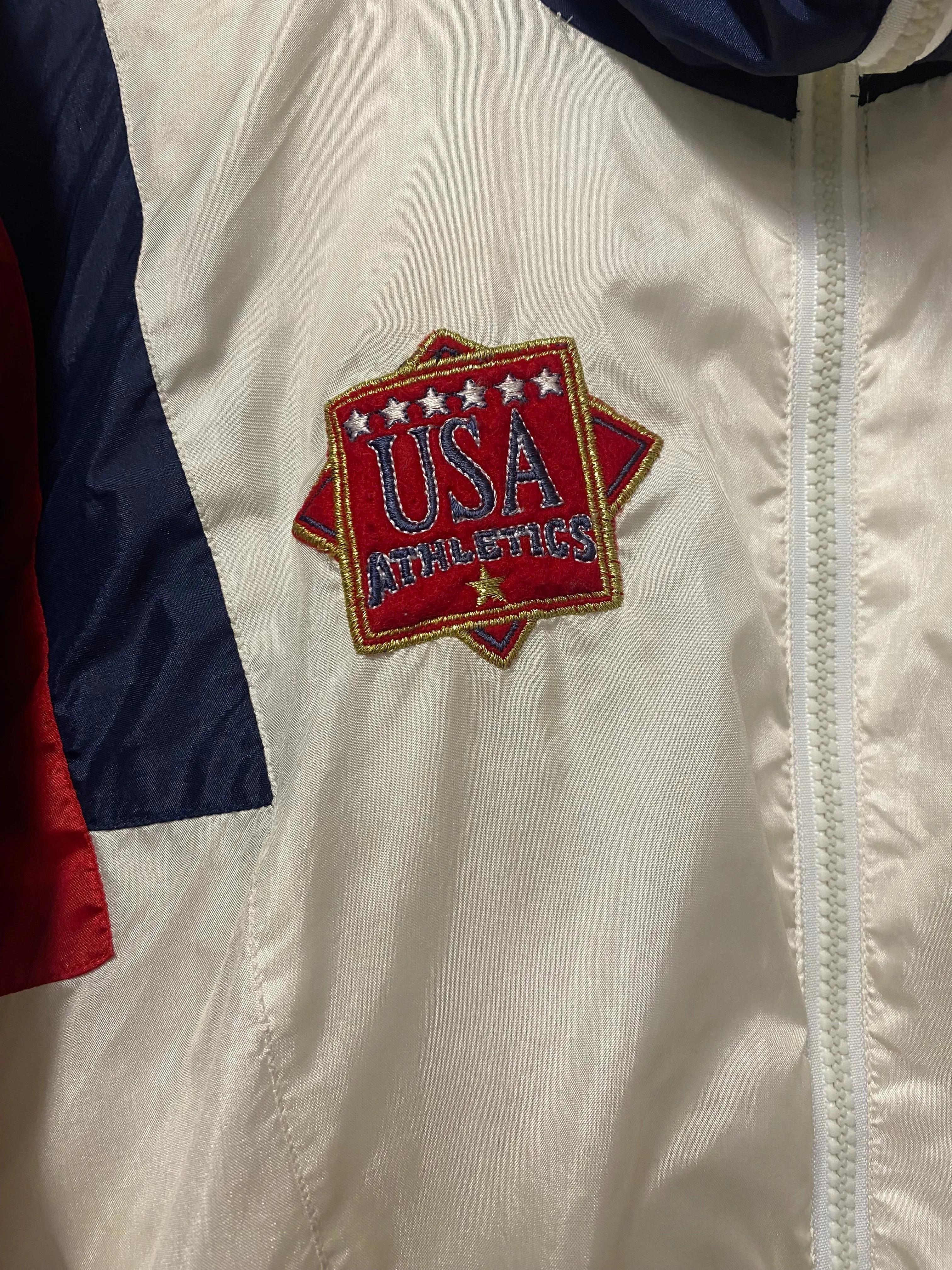 Vintage MacGregor Red and Navy USA Nylon Jacket Medium